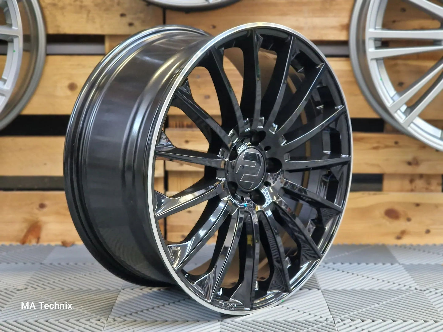 2DRV by Wheelworld WH39 19 Zoll 8,5Jx19 ET45 5x112 schwarz poliert