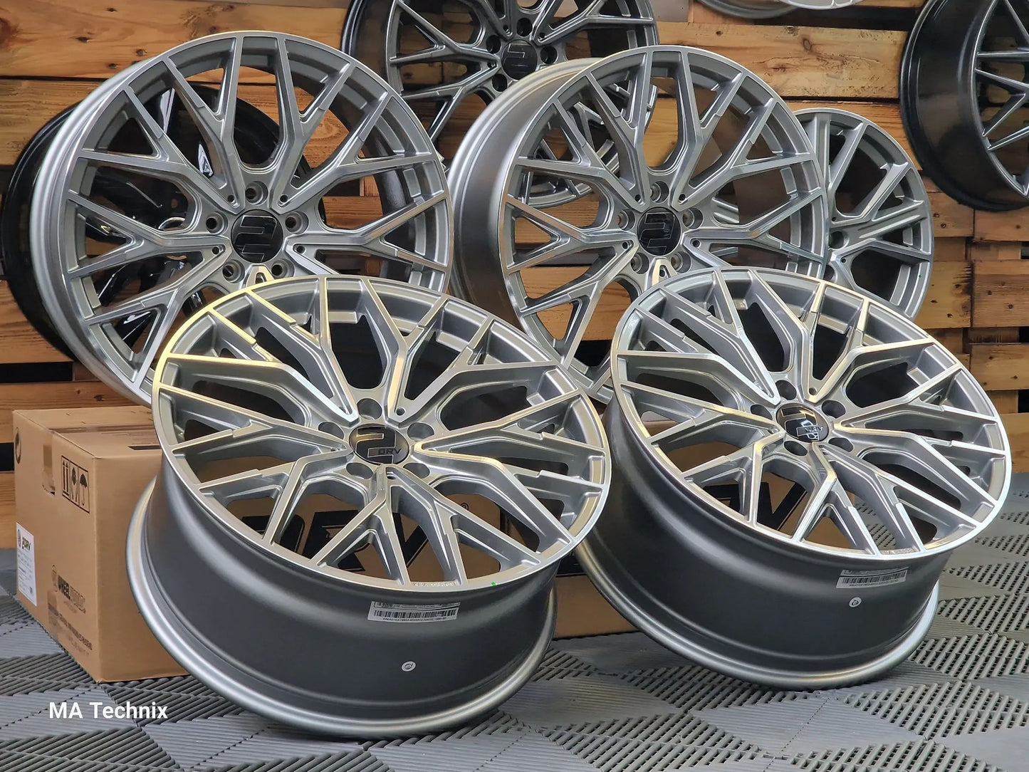 Wheelworld WH37 19 Zoll 8,5Jx19 ET48 5x112 daytonagrau frontpoliert