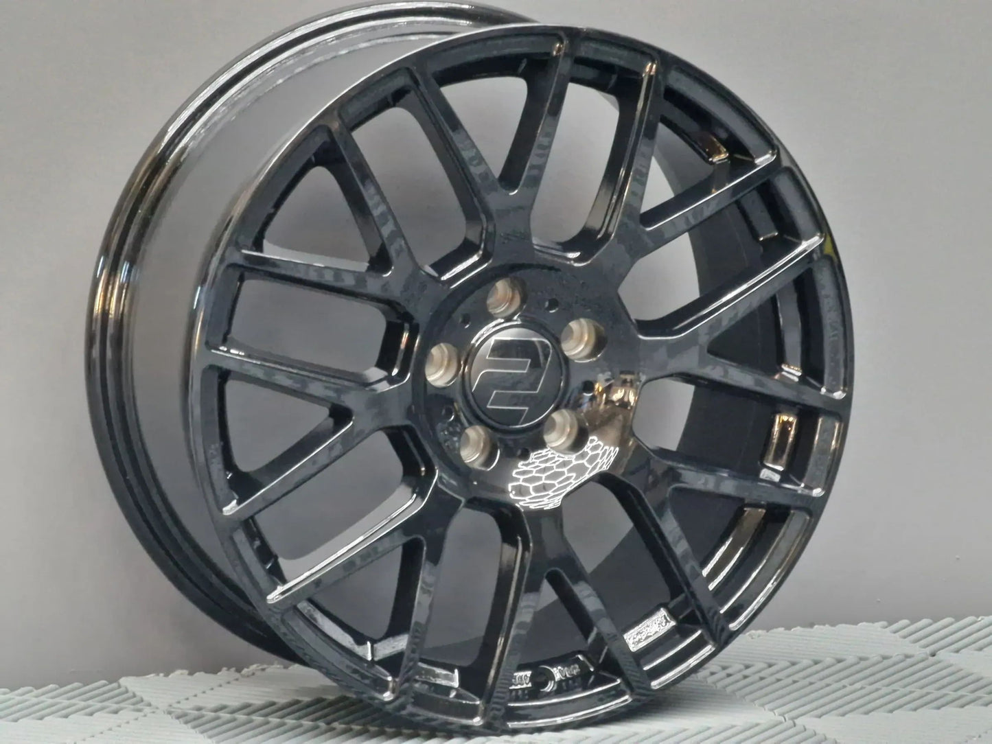 Wheelworld WH26 9x20 ET45 5x120 schwarz