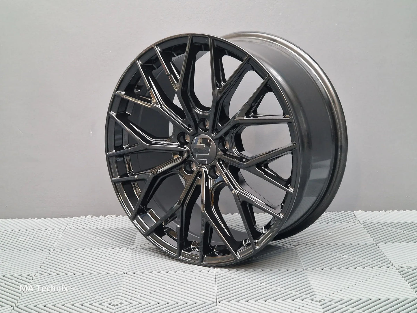 2DRV by Wheelworld WH37 19 Zoll 8,5Jx19 ET48 5x112 schwarz glänzend