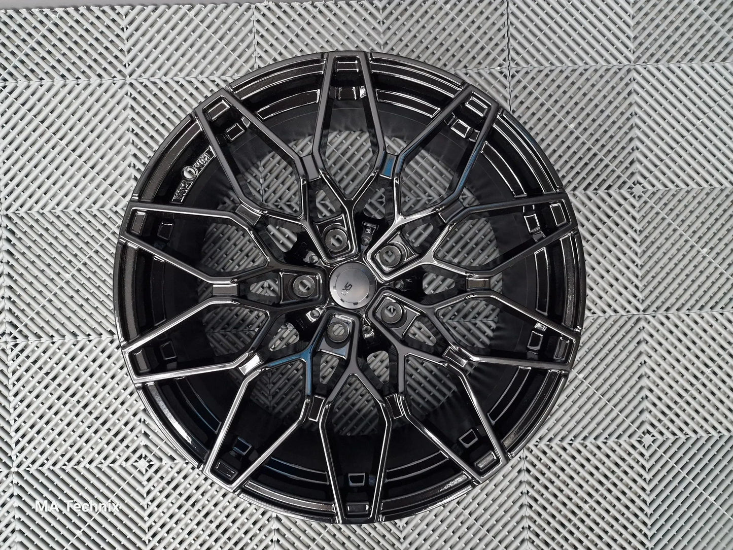 Sommer Kompletträder, SX-Wheels SX1, 19 Zoll 8,5Jx19 ET30 5x112 mit 225/40 R19 schwarz