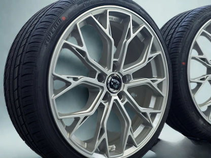 Sommerkomplettradsatz, FF-Wheels FF02, 8,5x19 ET45 5x112 mit 225/35 R19 91Y in silber
