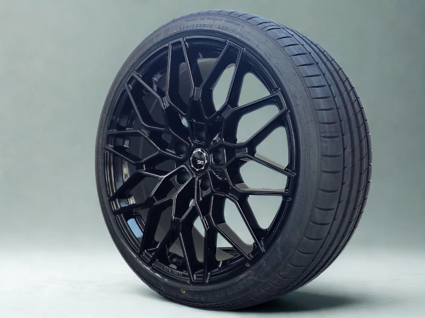 Sommer Kompletträder, SX-Wheels SX1, 19 Zoll 8,5Jx19 ET30 5x112 mit 225/40 R19 schwarz