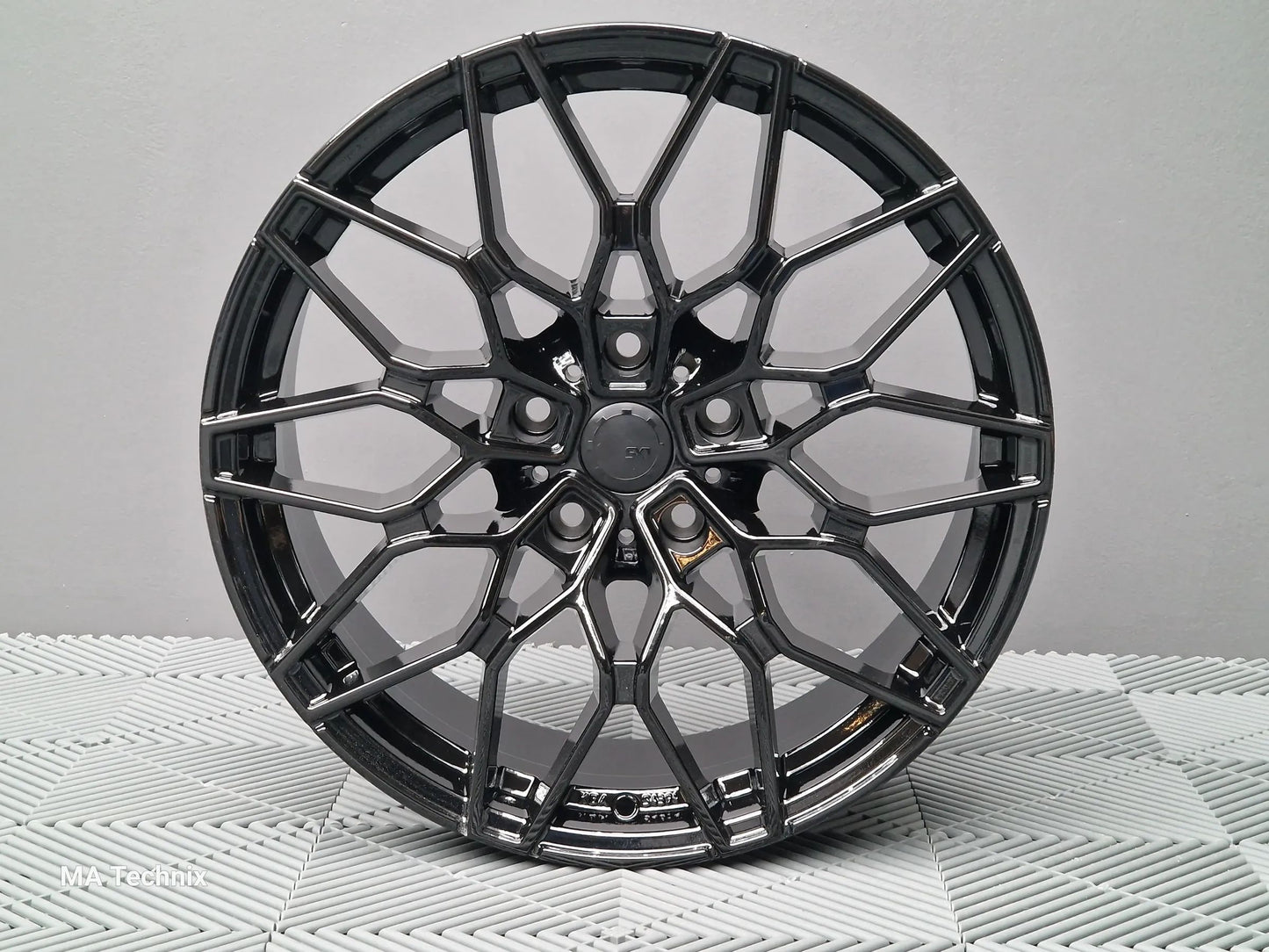 Sommer Kompletträder, SX-Wheels SX1, 19 Zoll 8,5Jx19 ET30 5x112 mit 225/40 R19 schwarz