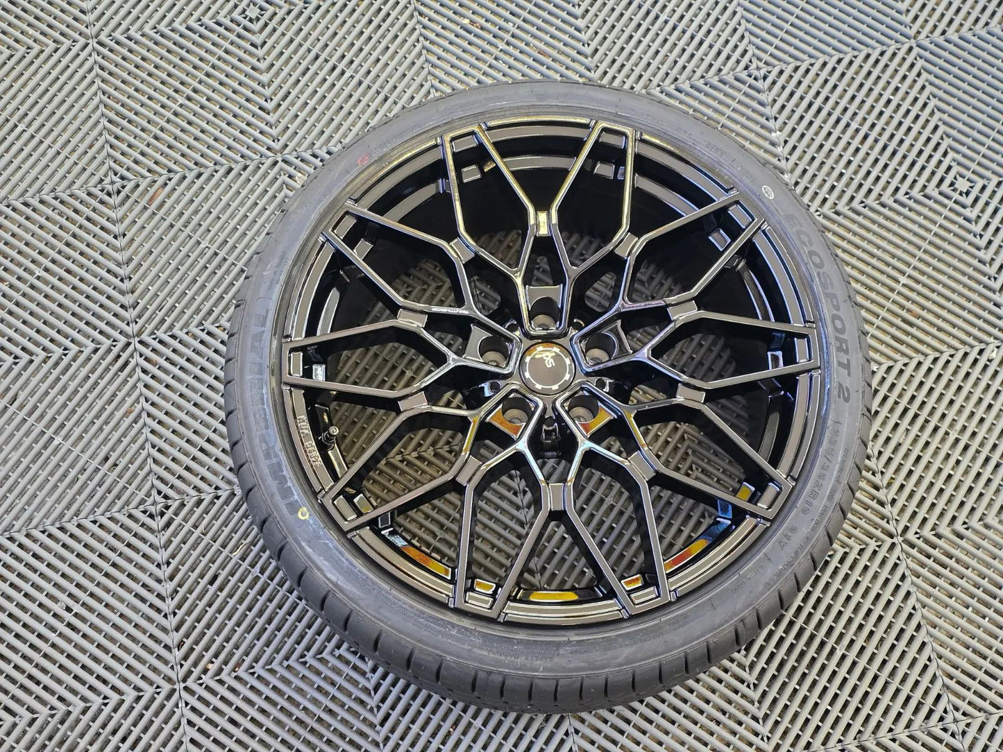 Sommer Kompletträder, SX-Wheels SX1, 19 Zoll 8,5Jx19 ET30 5x112 mit 225/40 R19 schwarz