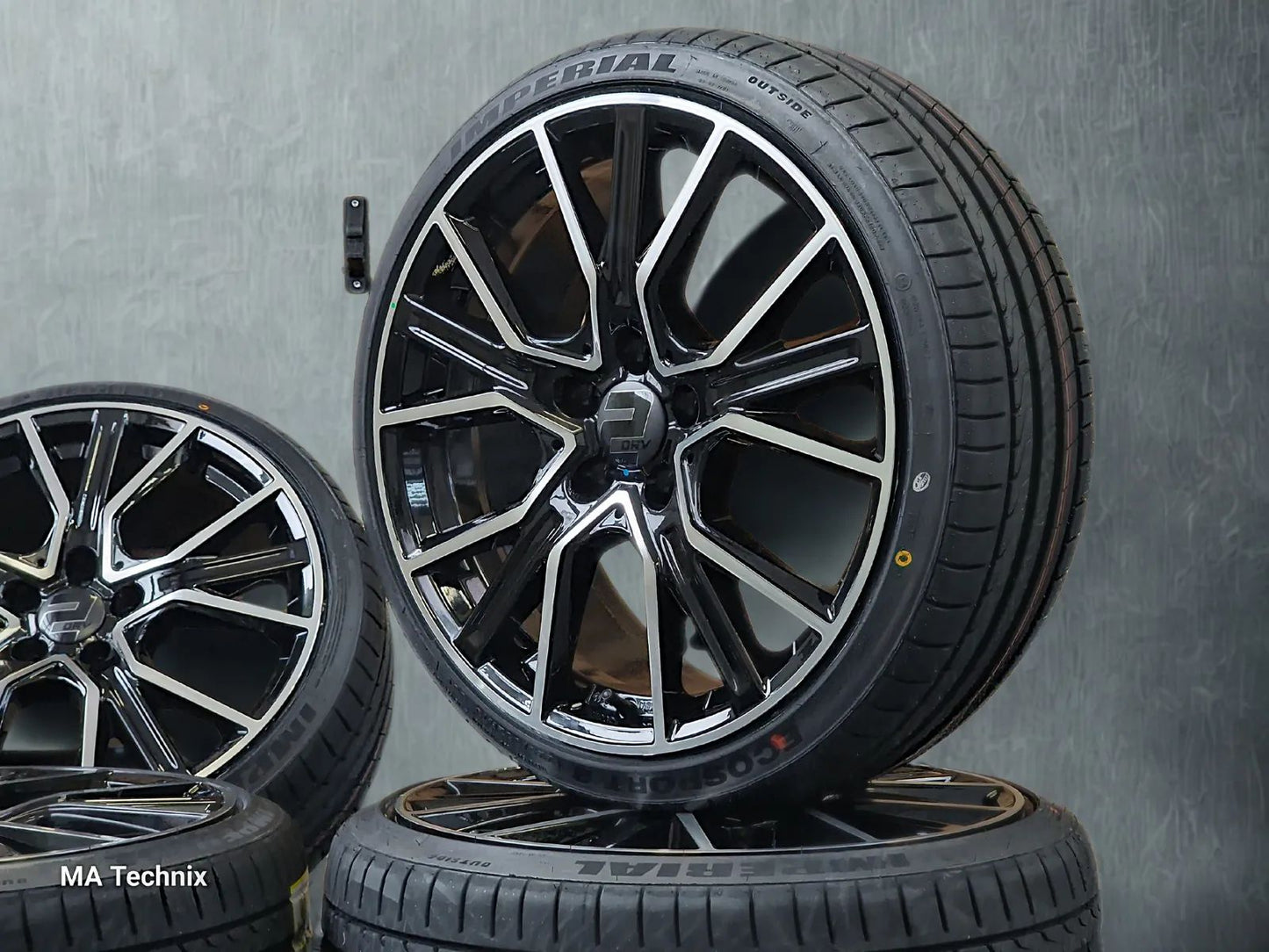 Sommer Kompletträder, 2DRV WH34, 19 Zoll 8,5Jx19 ET45 5x112 mit 235/35 R19 schwarz poliert